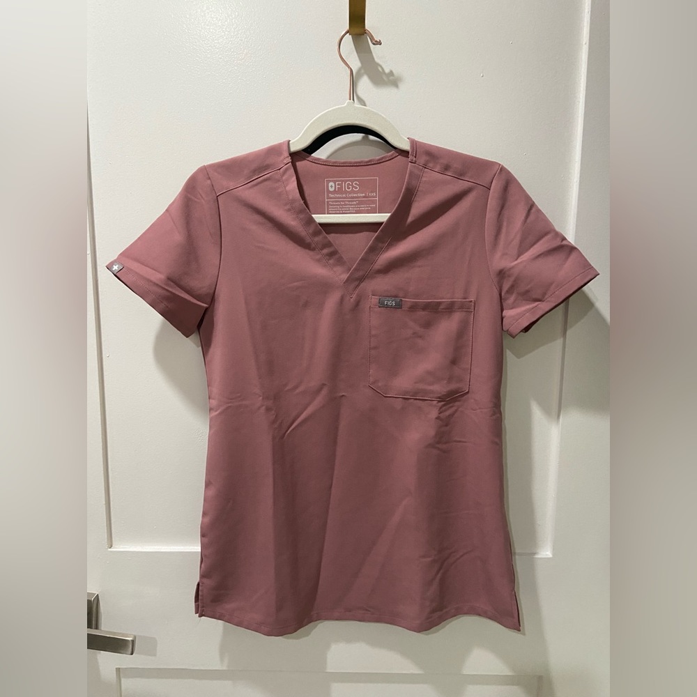 Women's Figs Mineral Mauve Catarina Scrub Top